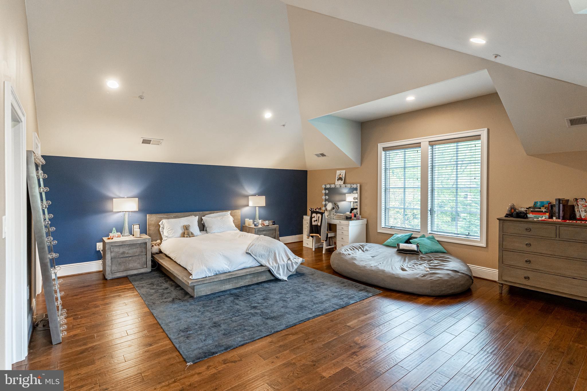 9900 Newhall Road Potomac, MD 20854 - Photo 28 of 45 Bedroom Suite #3