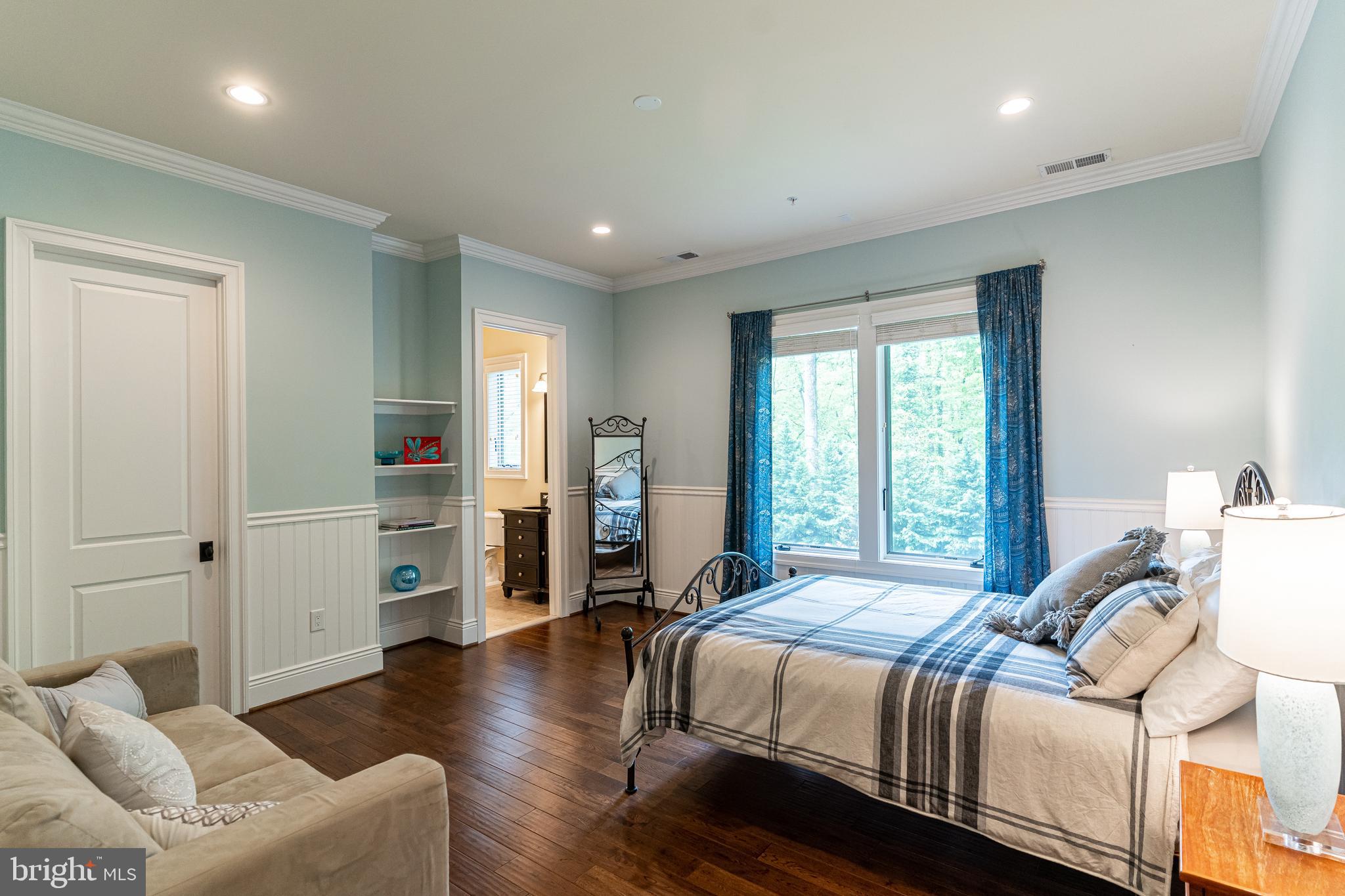 9900 Newhall Road Potomac, MD 20854 - Photo 29 of 45 Bedroom Suite #4