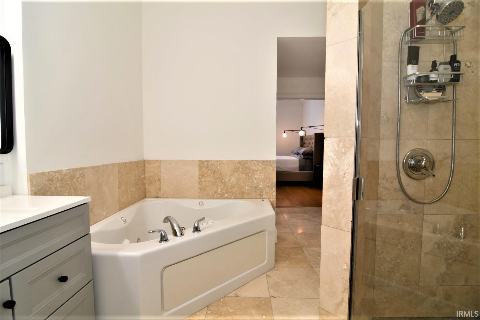508 Main Street, Unit 4G Evansville, IN 47708 - Photo 15 of 27 Gallery Image 15