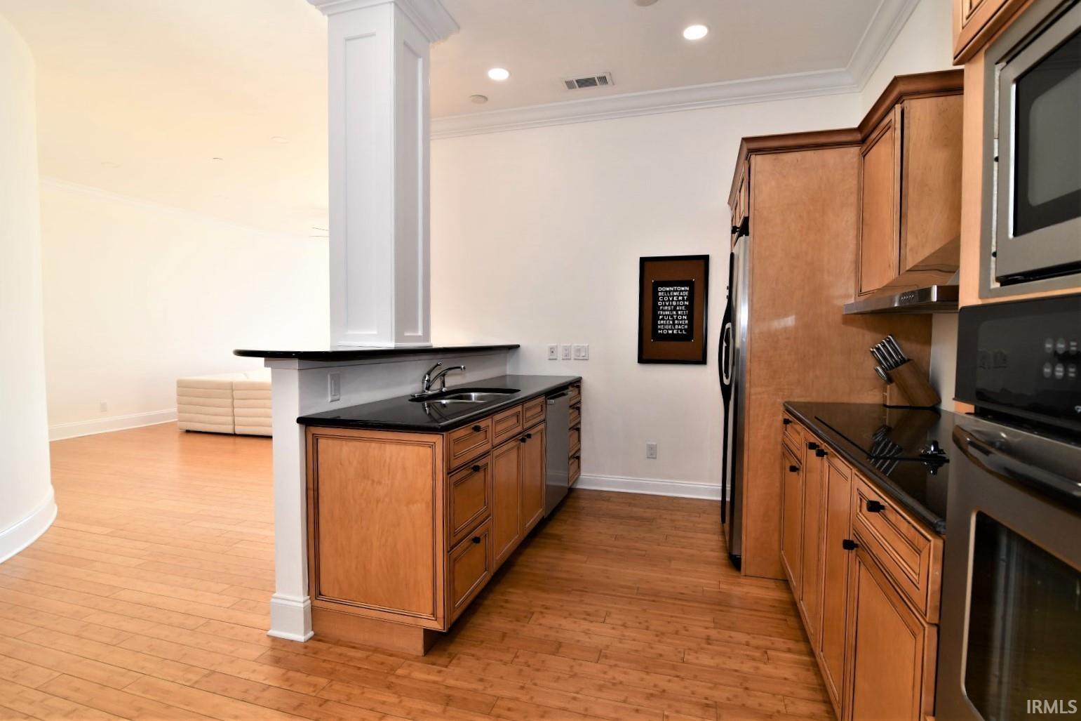 508 Main Street, Unit 4G Evansville, IN 47708 - Photo 10 of 27 Gallery Image 10