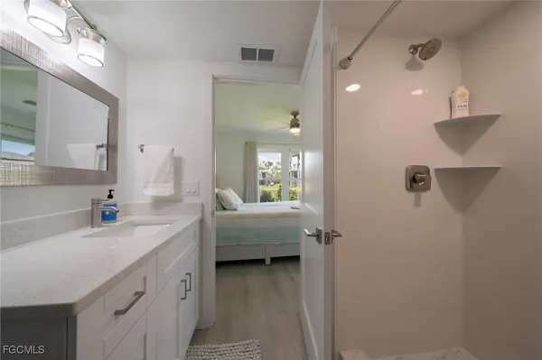 $1,500 | 16881 Davis Road, Unit 716, Fort Myers, FL 33908