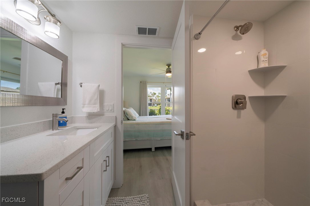 16881 Davis Road, Unit 716 Fort Myers, FL 33908 - Photo 15 of 28