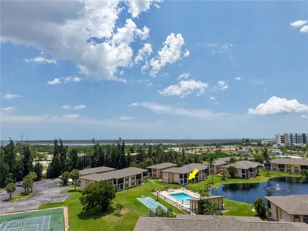 $1,500 | 16881 Davis Road, Unit 716, Fort Myers, FL 33908