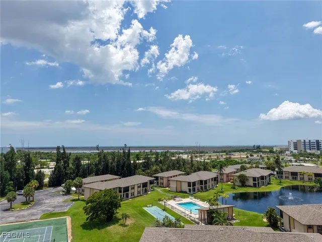 $1,500 | 16881 Davis Road, Unit 716, Fort Myers, FL 33908