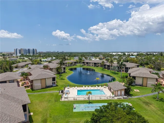 $1,500 | 16881 Davis Road, Unit 716, Fort Myers, FL 33908