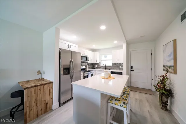 $1,500 | 16881 Davis Road, Unit 716, Fort Myers, FL 33908