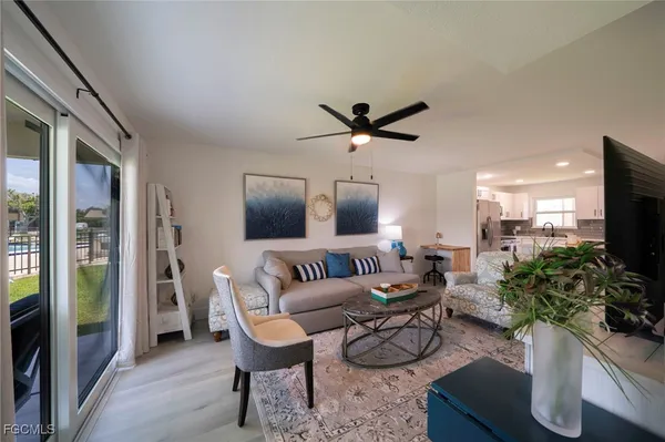 $1,500 | 16881 Davis Road, Unit 716, Fort Myers, FL 33908