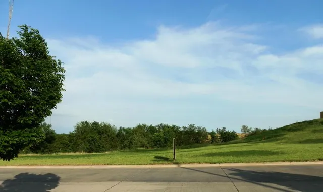 $186,000 | 5421 North Pointe (lot 2b) Rd Street, St. Joseph, MO 64506