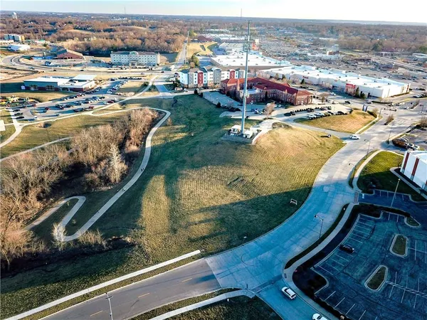 $186,000 | 5421 North Pointe (lot 2b) Rd Street, St. Joseph, MO 64506