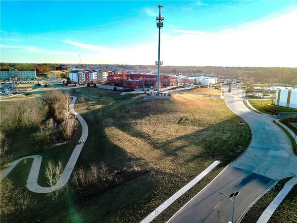 $186,000 | 5421 North Pointe (lot 2b) Rd Street, St. Joseph, MO 64506