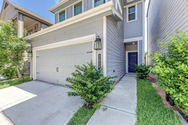 $2,200 | 3418 Avondale Vw Drive, Houston, TX 77054