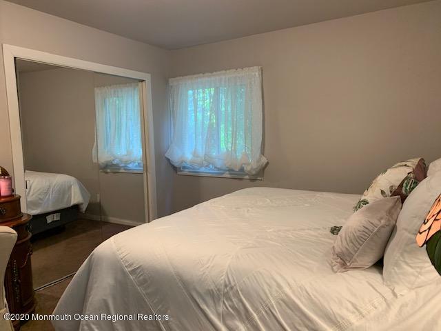 22 Hillside Road Manalapan, NJ 07726 - Photo 16 of 18 IMG_6634