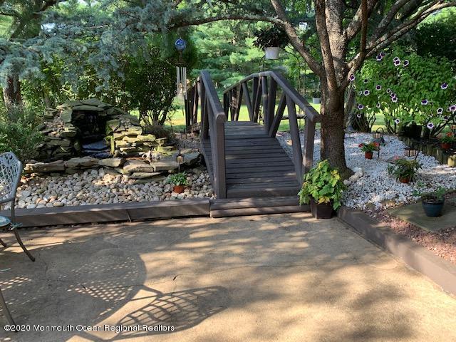 22 Hillside Road Manalapan, NJ 07726 - Photo 4 of 18 IMG_6653