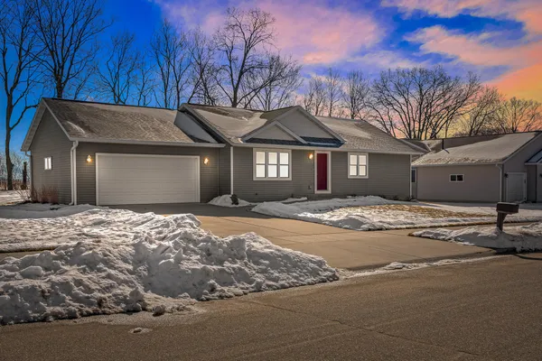 $349,900 | 11358 Bemis Street, Trempealeau, WI 54661