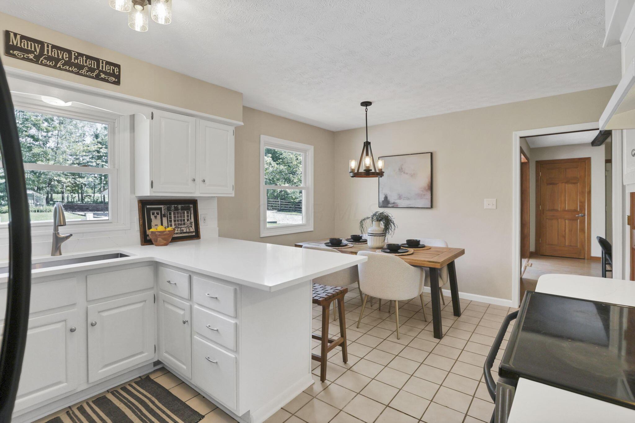 170 Ginder Road Northeast Lancaster, OH 43130 - Photo 25 of 70 Kitchen