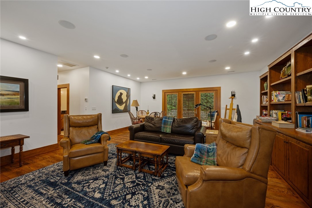 171 Balsam Road Linville, NC 28646 - Photo 33 of 49 a living room with furniture and a flat screen tv