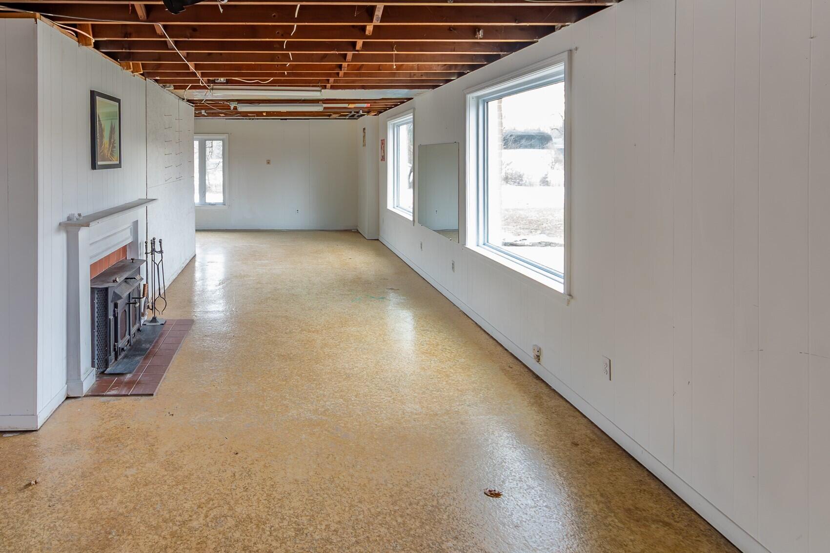 18485 Ridge Road Northville, MI 48167 - Photo 32 of 32 The Benefit of this Northville Twp Lease