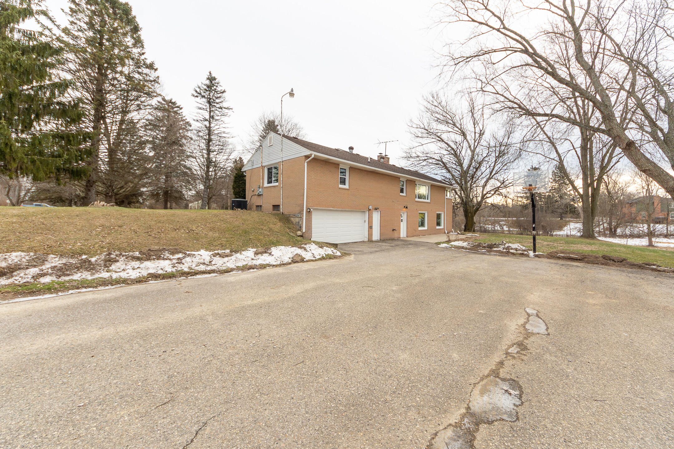 18485 Ridge Road Northville, MI 48167 - Photo 32 of 32 The Benefit of this Northville Twp Lease