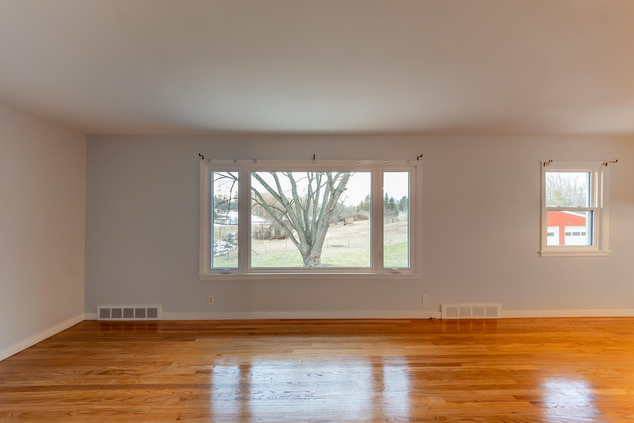 18485 Ridge Road Northville, MI 48167 - Photo 10 of 32 The Benefit of this Northville Twp Lease