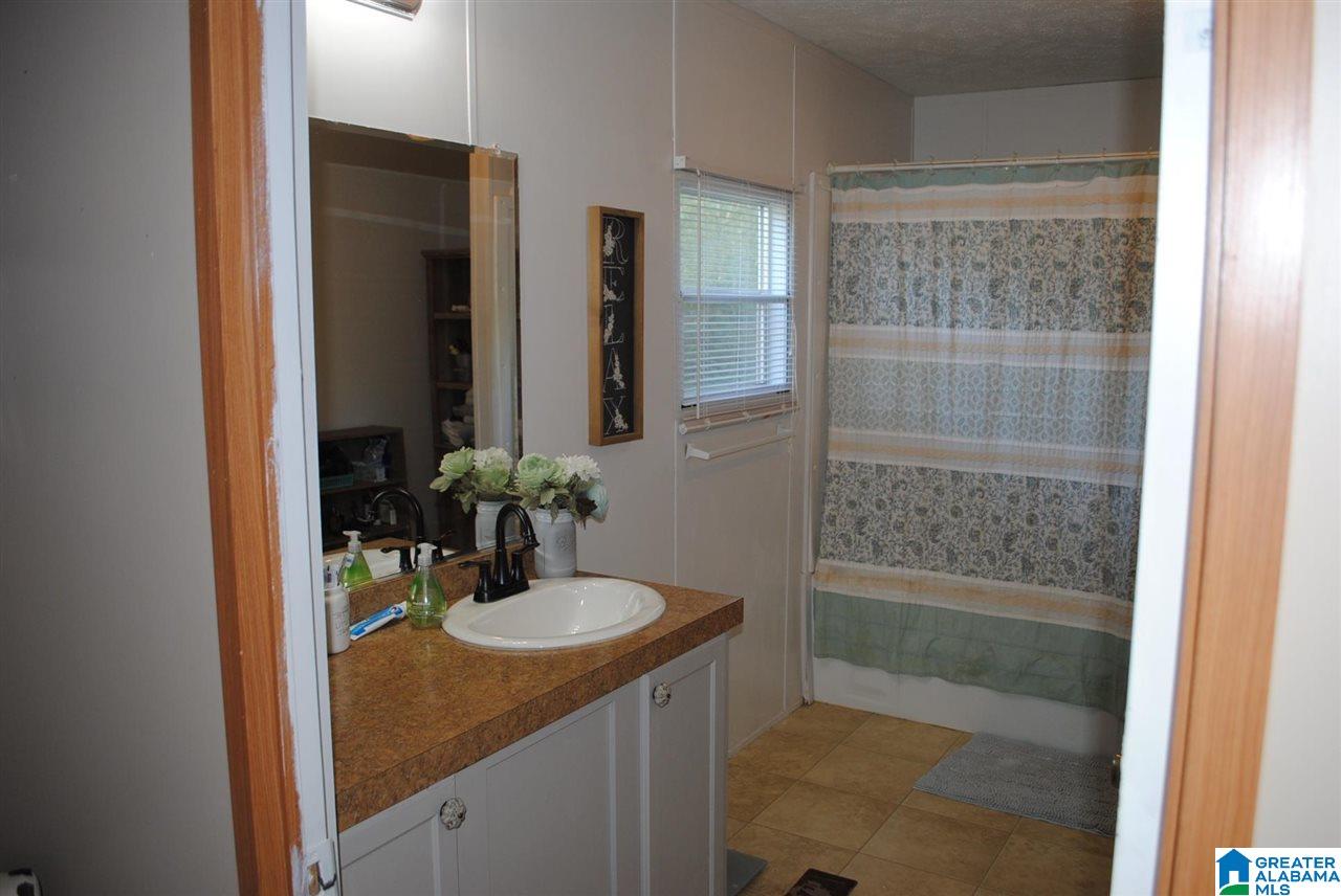 986 County Road 156 Jemison, AL 35085 - Photo 10 of 19