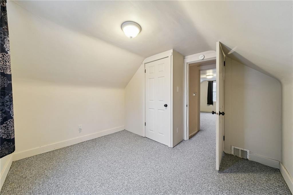 2052 McKinney Road Monroeville, PA 15146 - Photo 21 of 30 a view of an empty room