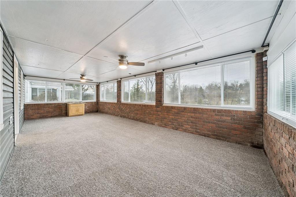 2052 McKinney Road Monroeville, PA 15146 - Photo 7 of 30