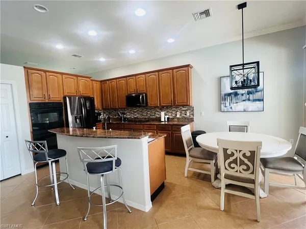 $7,000 | 14265 Manchester Drive, Naples, FL 34114