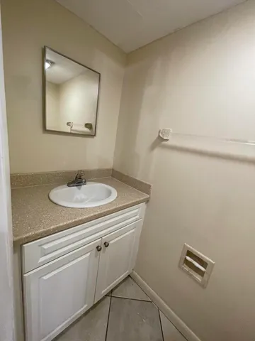 $1,600 | 2016 South 10th Street, Unit A, Fort Pierce, FL 34950