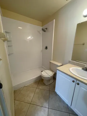 $1,600 | 2016 South 10th Street, Unit A, Fort Pierce, FL 34950