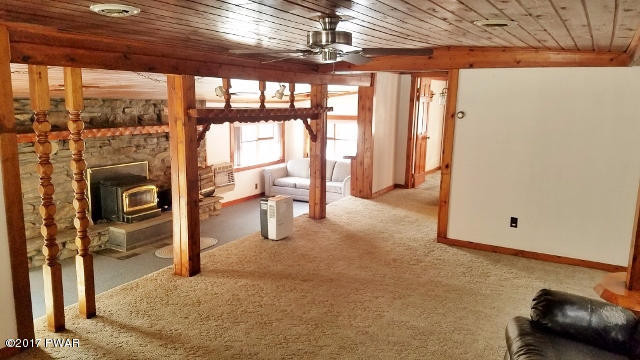 1343 Millcreek Road Newfoundland, PA 18445 - Photo 4 of 29