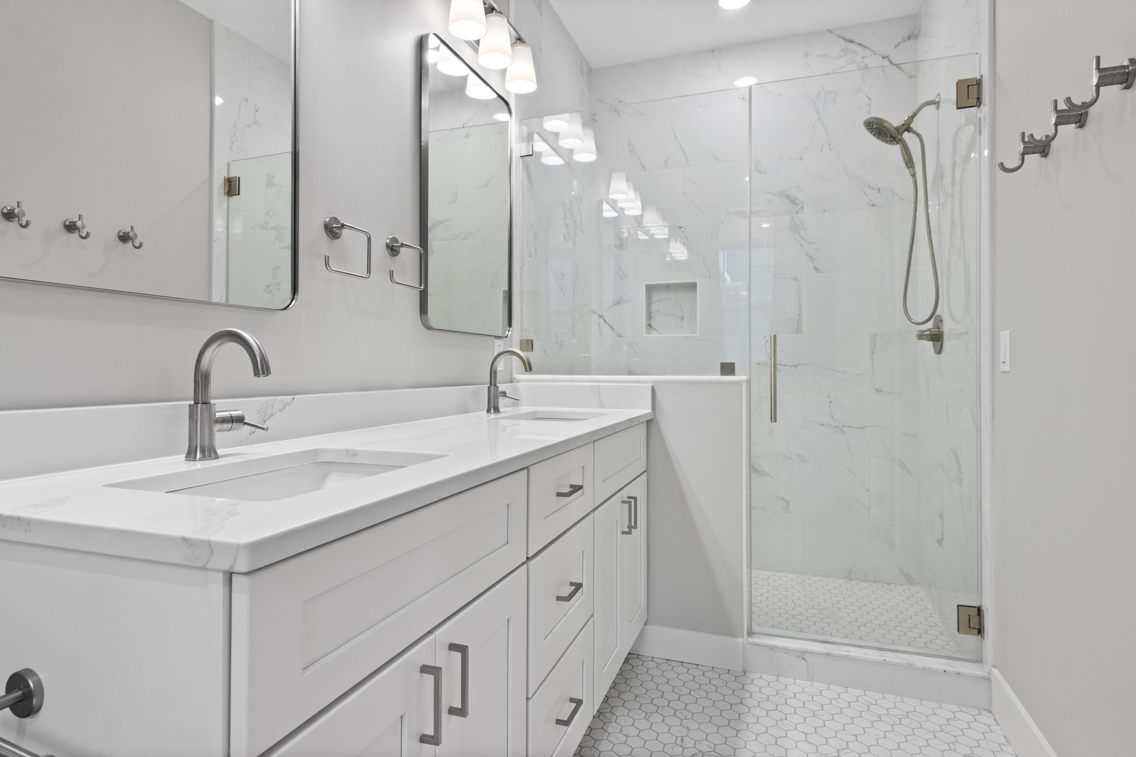 10708 Shrewbury Road Traverse City, MI 49684 - Photo 25 of 32