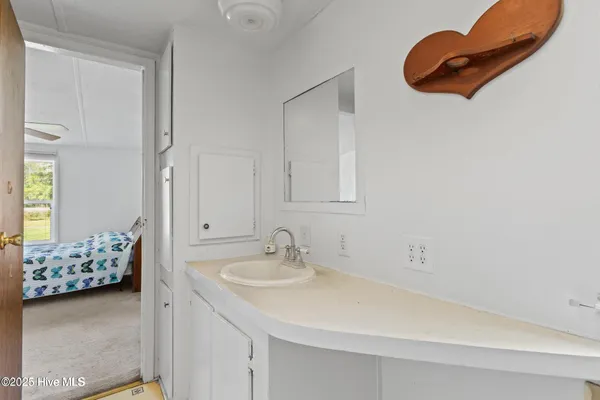 $345,000 | 677 Berrys Creek Road, Beaufort, NC 28516