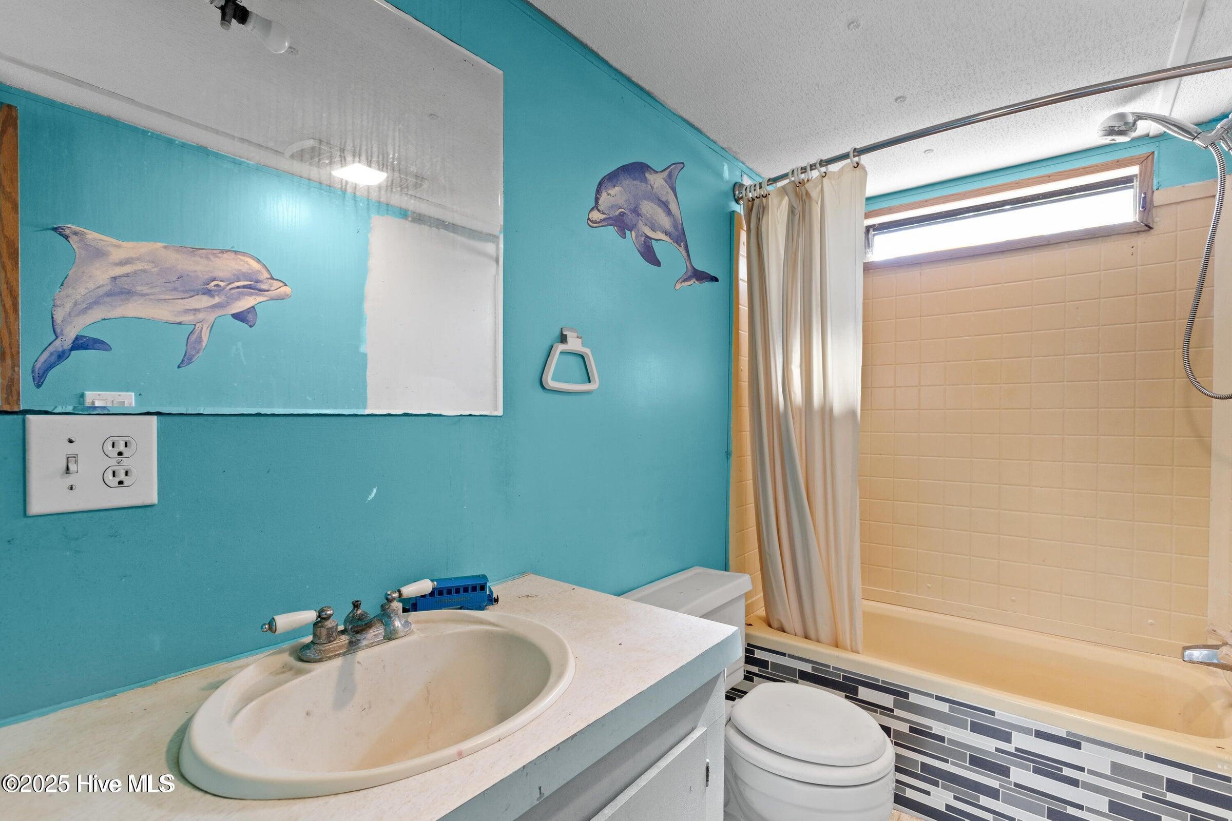 677 Berrys Creek Road Beaufort, NC 28516 - Photo 19 of 32 20250610155254882160000000-o