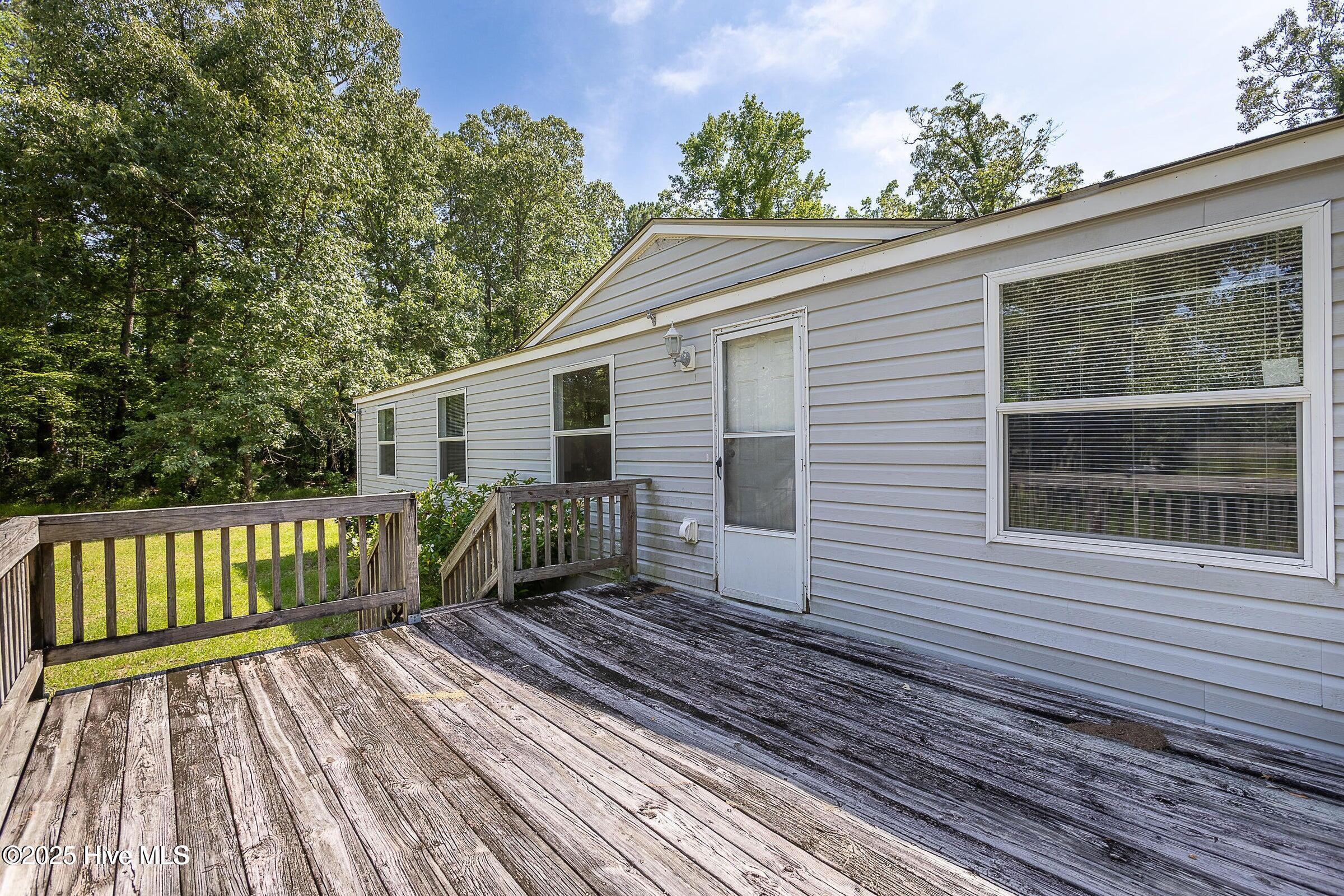 677 Berrys Creek Road Beaufort, NC 28516 - Photo 4 of 32 20250610150107583031000000-o