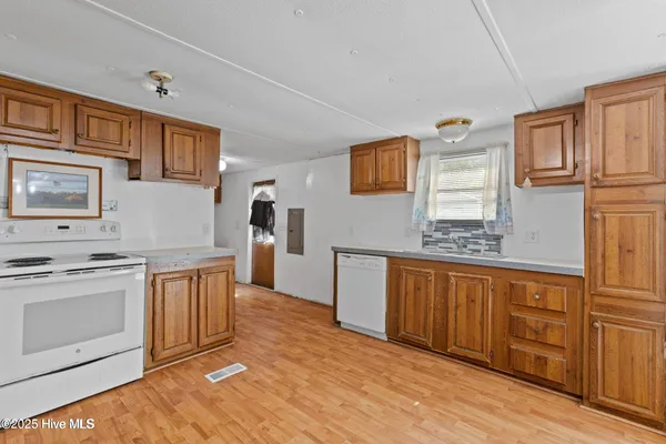 $345,000 | 677 Berrys Creek Road, Beaufort, NC 28516