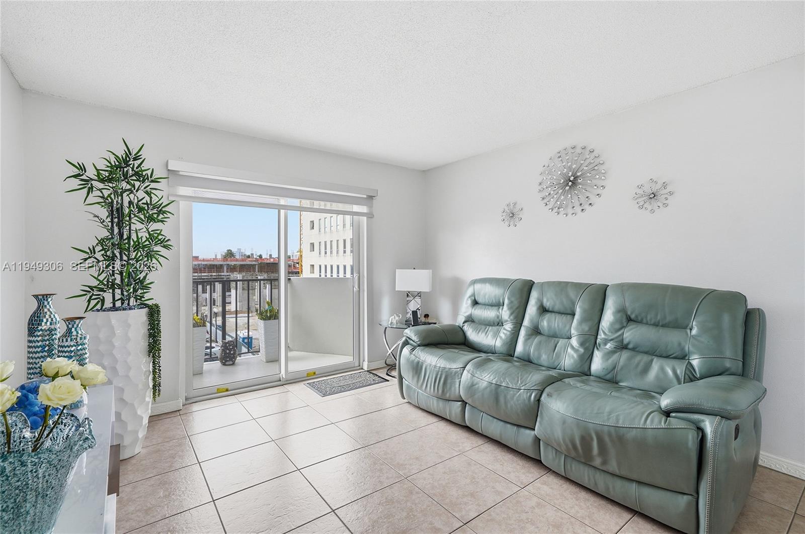 6965 Harding Avenue, Unit 404 Miami Beach, FL 33141 - Photo 22 of 31