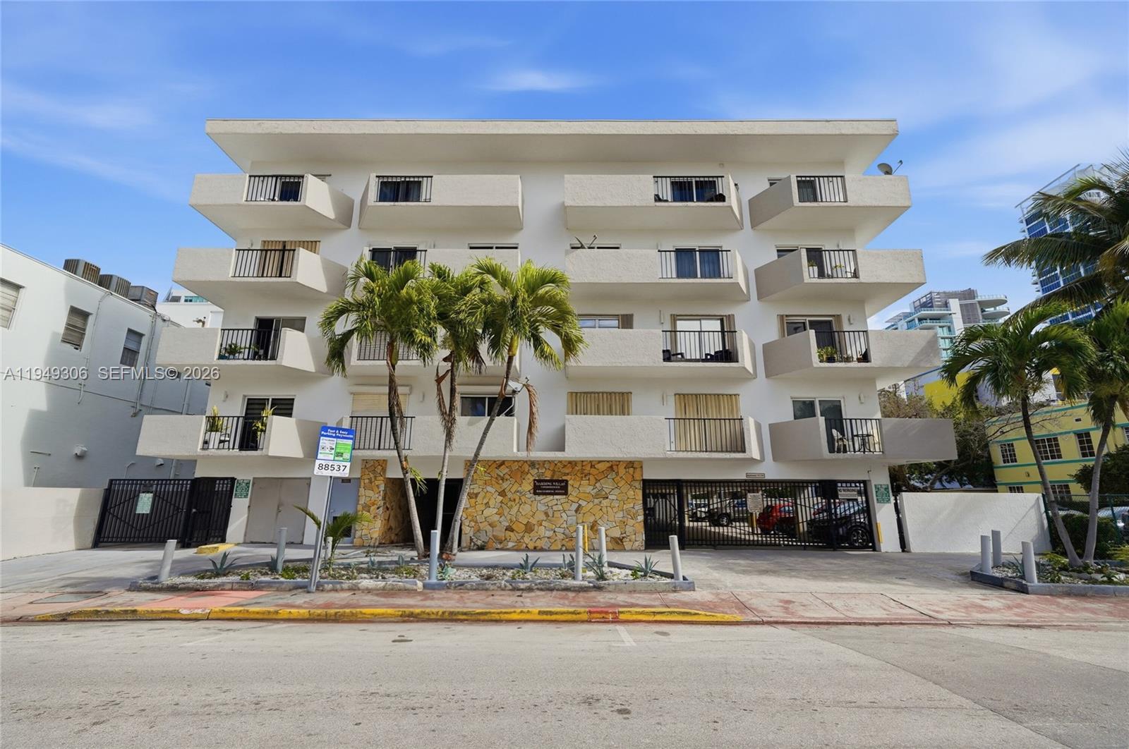 6965 Harding Avenue, Unit 404 Miami Beach, FL 33141 - Photo 3 of 31