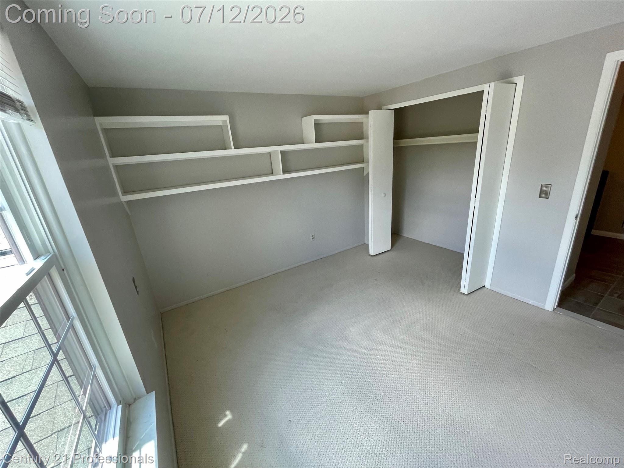 1816 Burning Bush Court Rochester, MI 48309 - Photo 20 of 38 35.jpg