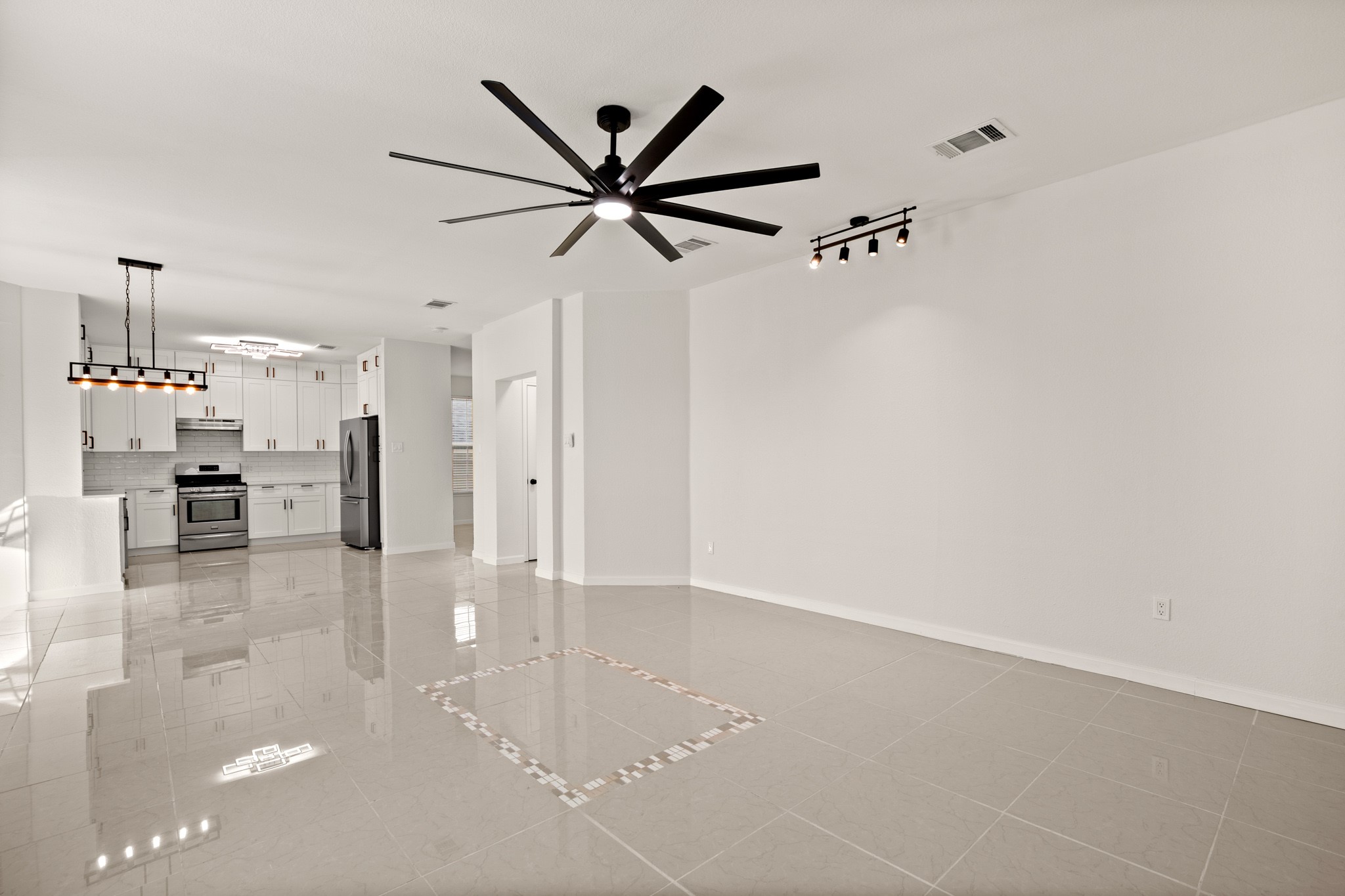2011 Monica Lane Round Rock, TX 78664 - Photo 2 of 26