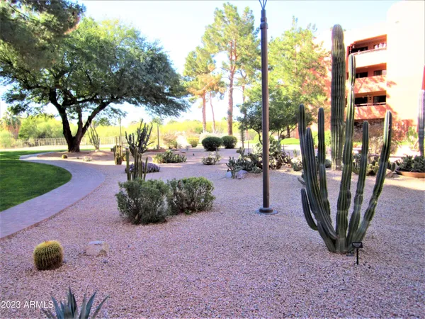$1,700 | 12212 North Paradise Village Parkway West, Unit 449, Phoenix, AZ 85032