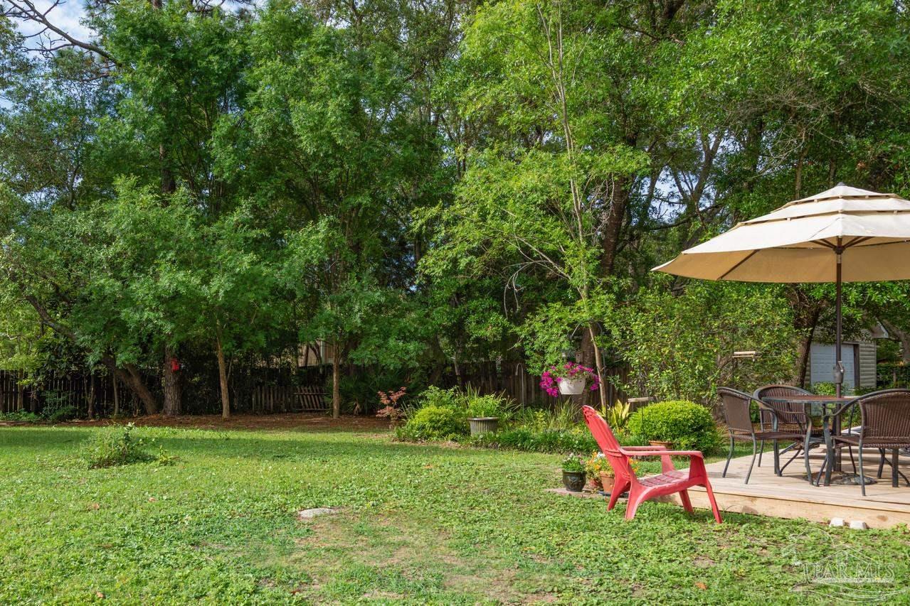 120 Juniper Drive Freeport, FL 32439 - Photo 5 of 49