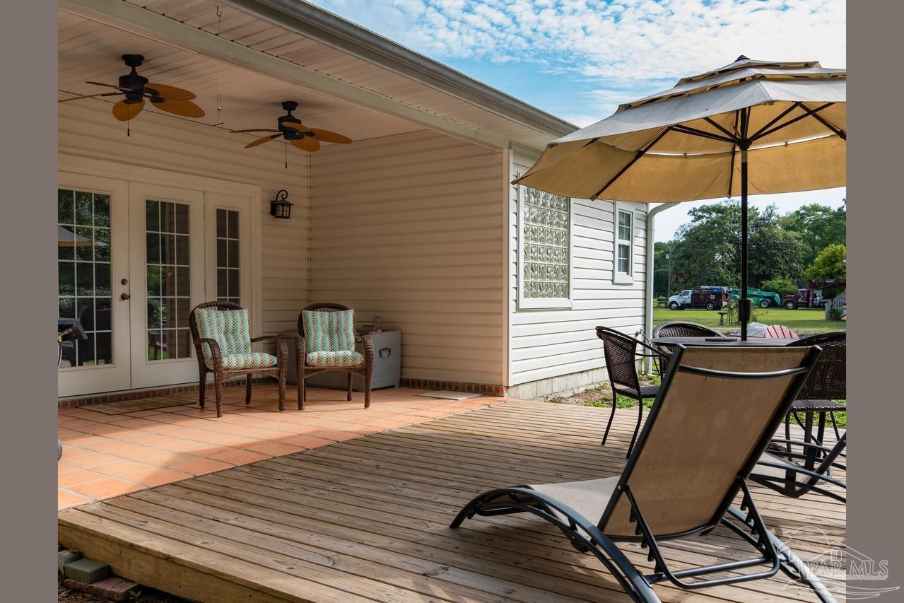 120 Juniper Drive Freeport, FL 32439 - Photo 6 of 49
