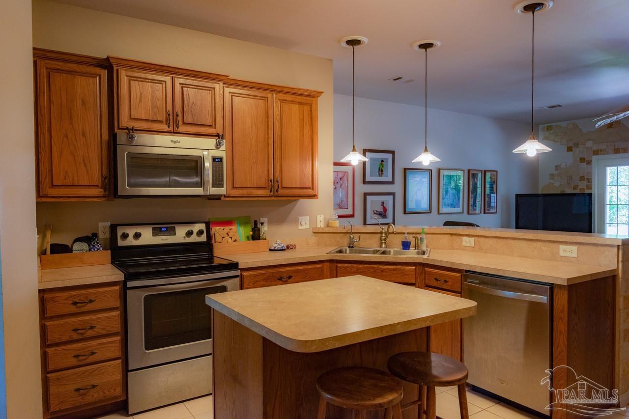 120 Juniper Drive Freeport, FL 32439 - Photo 10 of 49