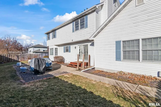 $359,000 | 3700 Whig Street, Springfield, IL 62711