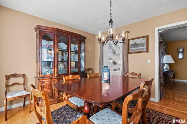 $359,000 | 3700 Whig Street, Springfield, IL 62711