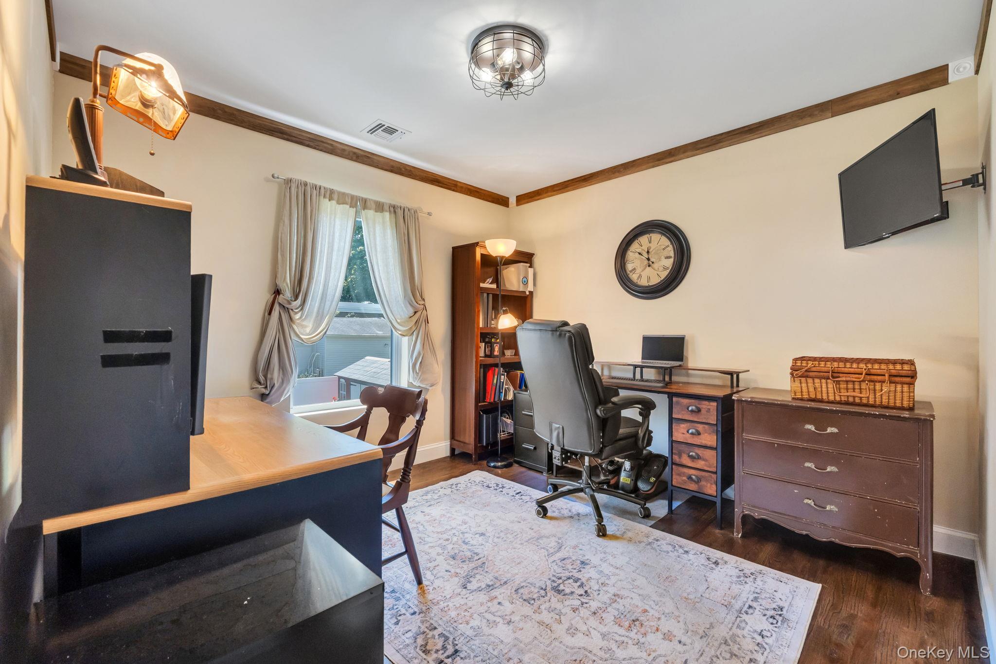 17 Walnut Road Kings Park, NY 11754 - Photo 25 of 34