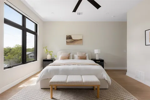 $2,100,000 | 2200 De Verne Street, Austin, TX 78704