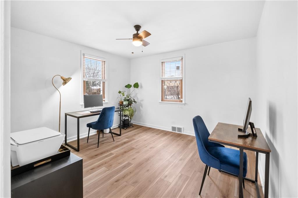 557 Hillcrest Avenue McKees Rocks, PA 15136 - Photo 19 of 40