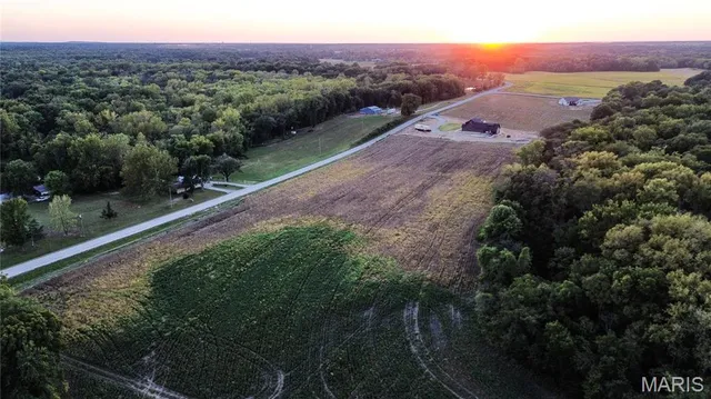 $199,000 | 0 Possum Hill Road, Worden, IL 62097