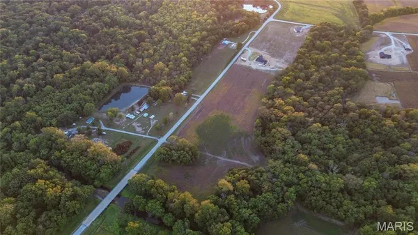 $199,000 | 0 Possum Hill Road, Worden, IL 62097